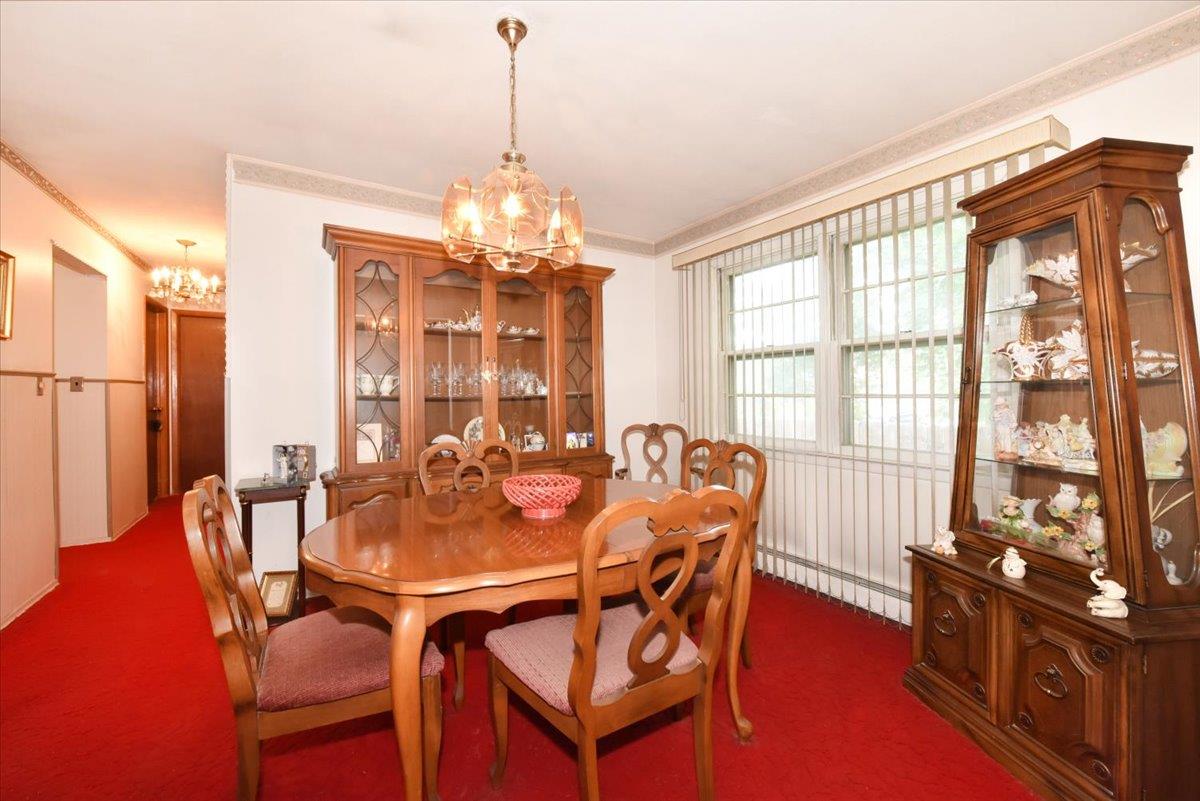 212 N Cedar Street, Massapequa, NY 11758