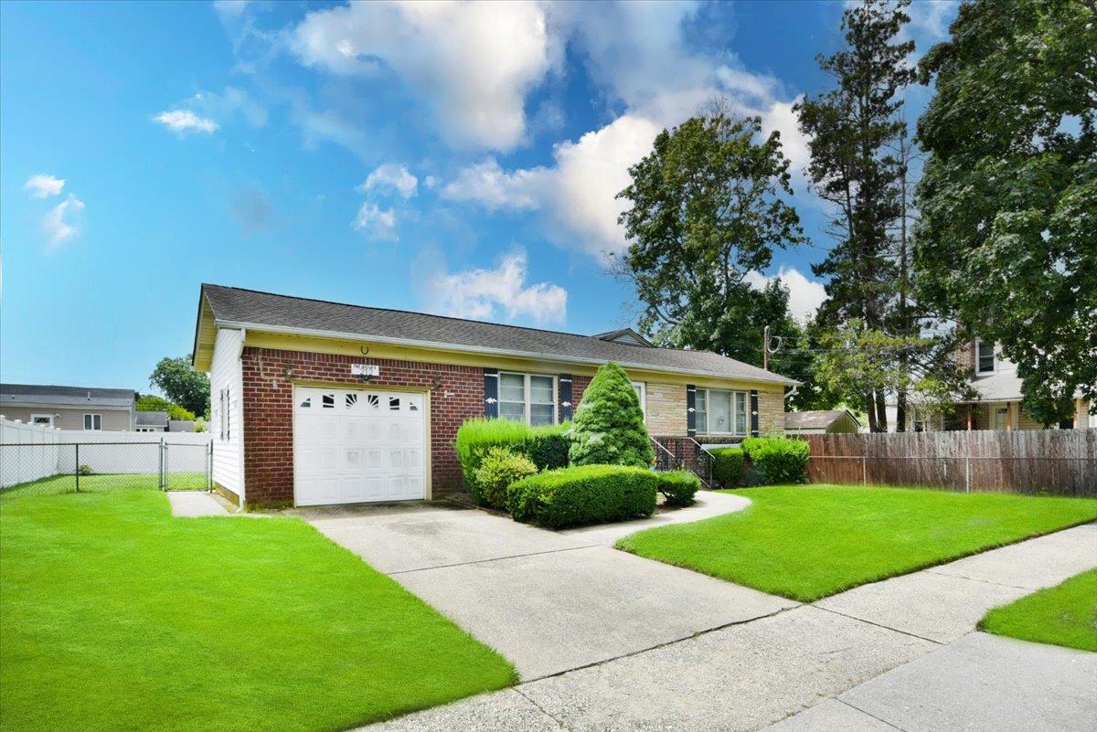 212 N Cedar Street, Massapequa, NY 11758