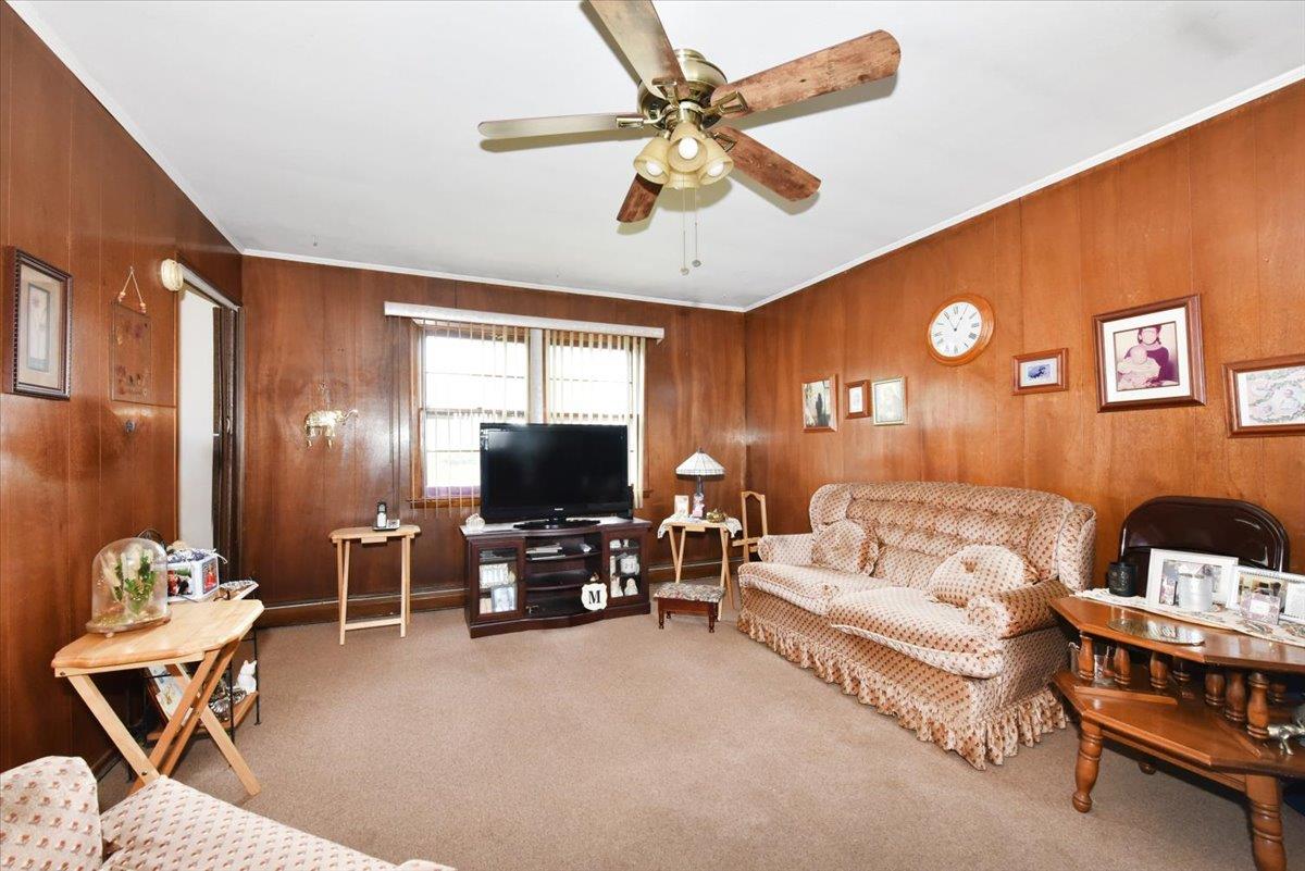 212 N Cedar Street, Massapequa, NY 11758