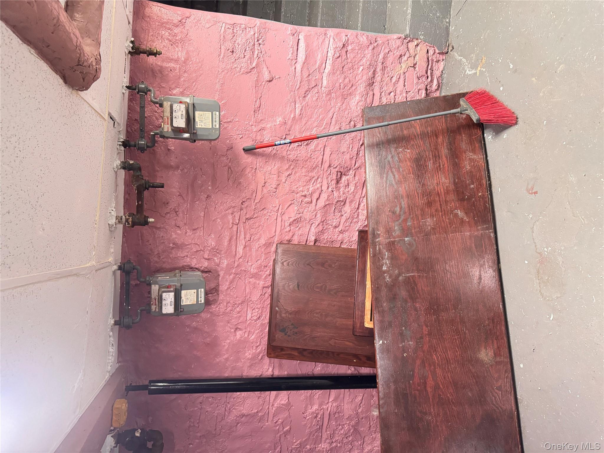 106-16 Corona Ave, Corona, NY 11368