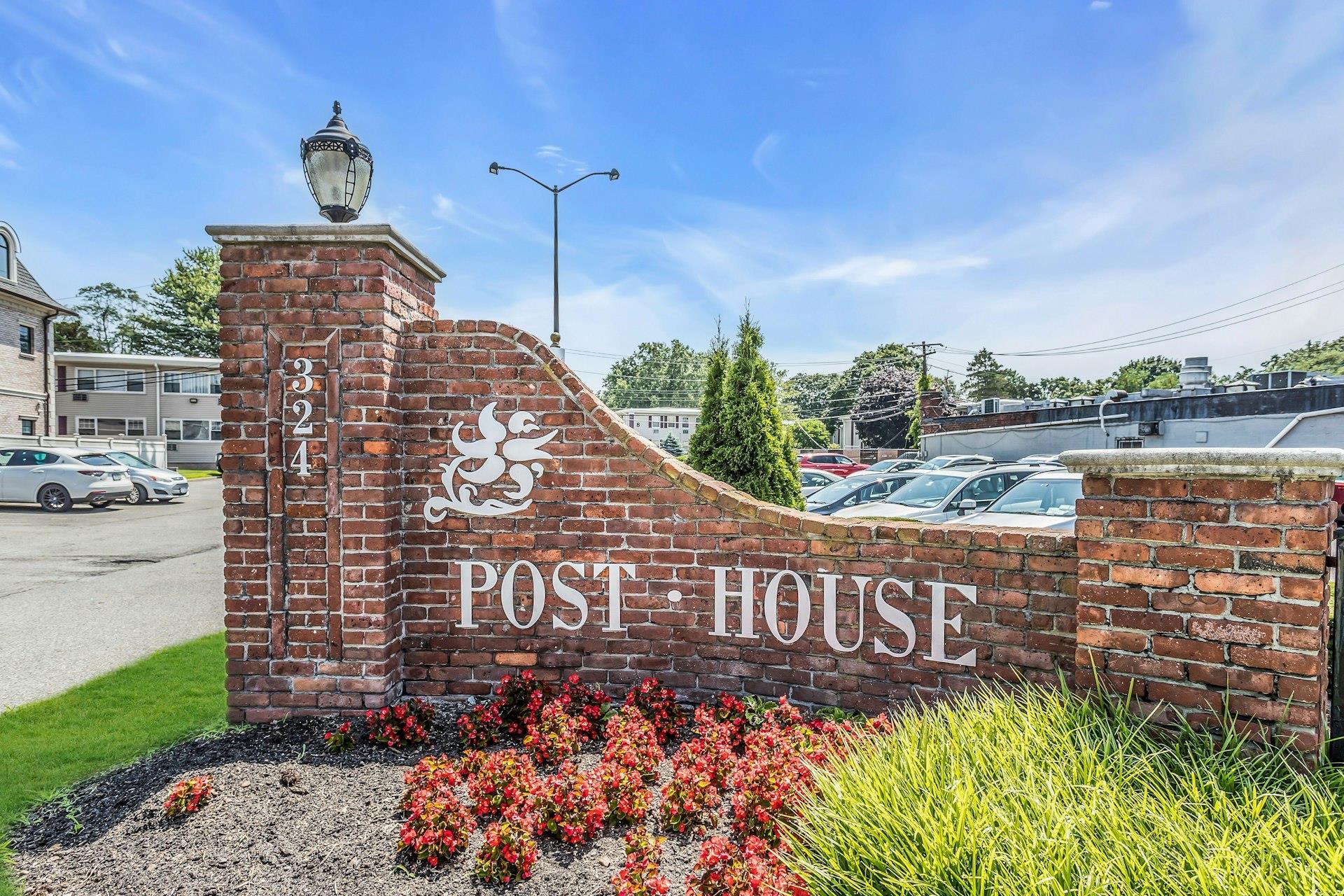 324 Post Avenue # 5-J, Westbury, NY 11590