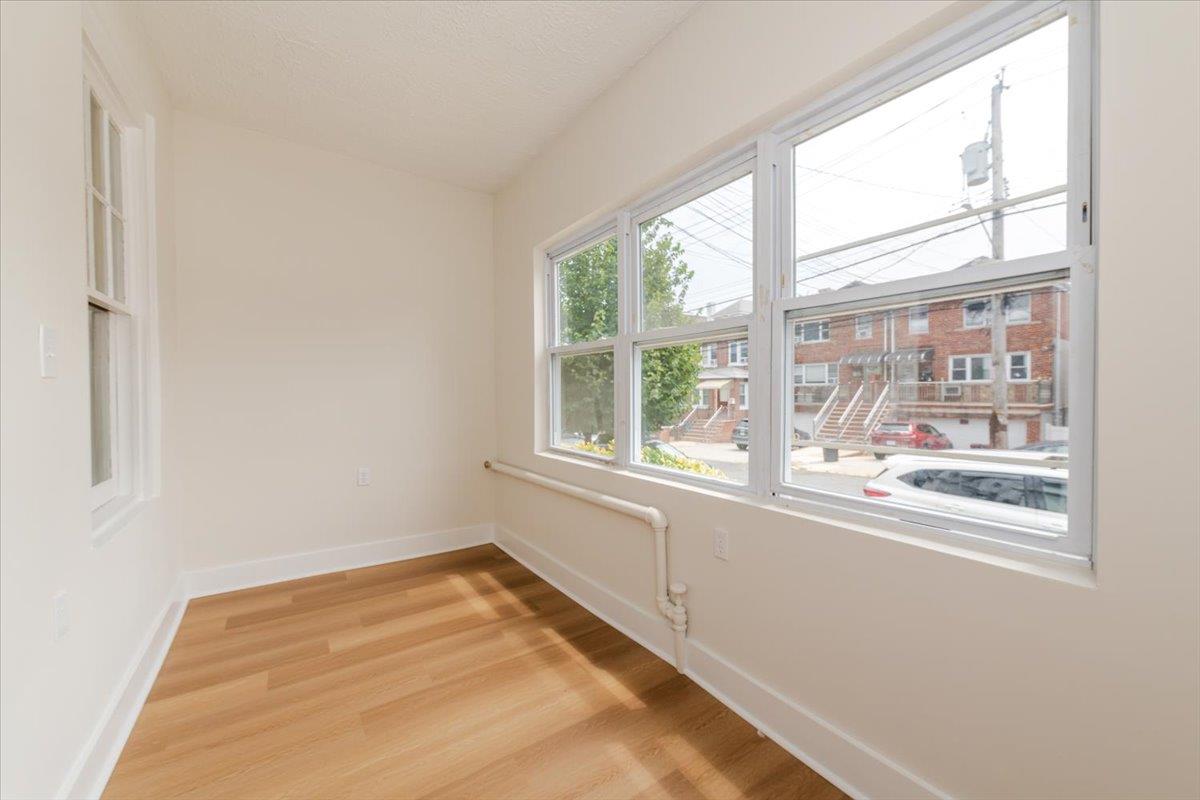 959 Van Nest Ave, Bronx, NY 10462