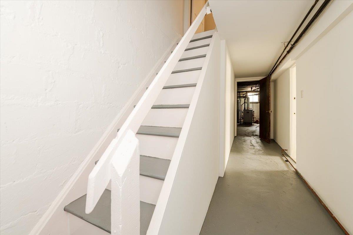 959 Van Nest Ave, Bronx, NY 10462