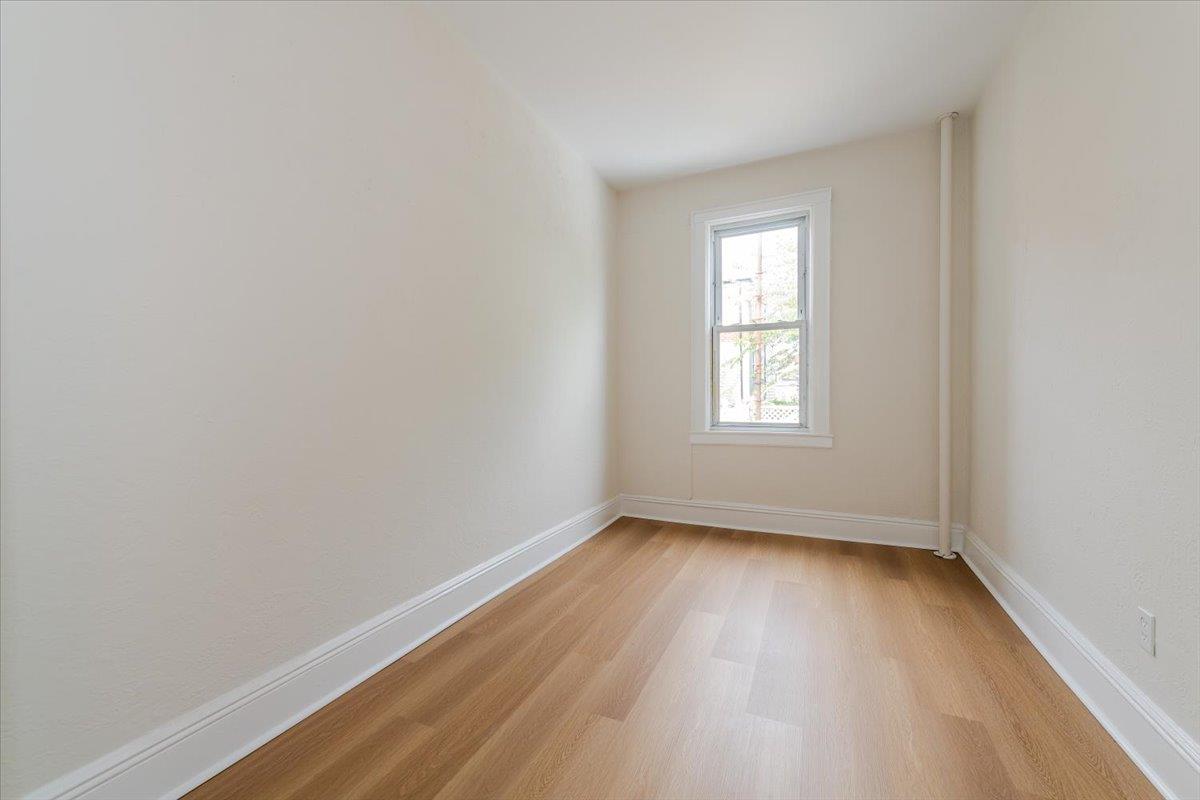 959 Van Nest Ave, Bronx, NY 10462