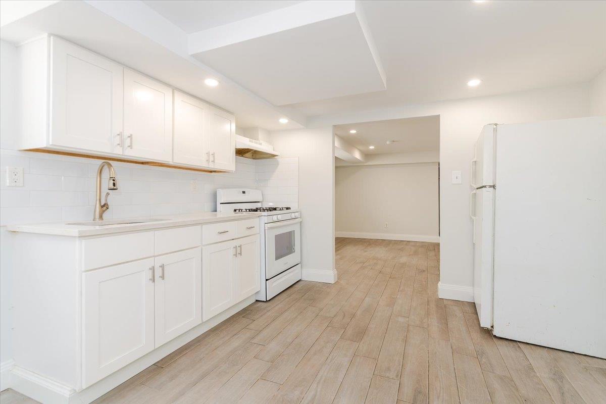 959 Van Nest Ave, Bronx, NY 10462