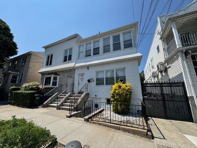 959 Van Nest Ave, Bronx, NY 10462