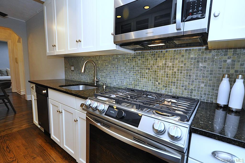 105 Garth Road # 1L, Scarsdale, NY 10583