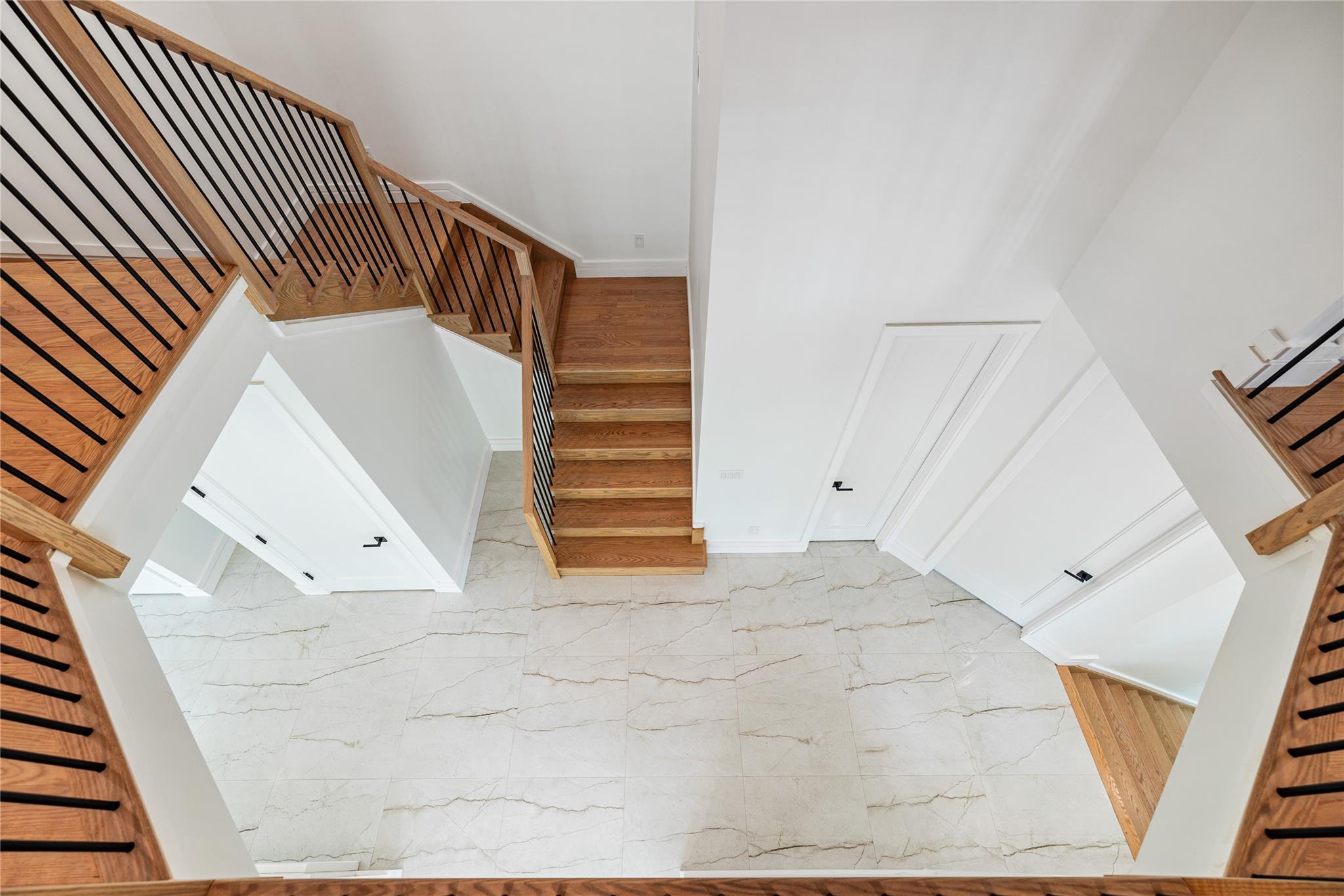 24 Suffern Place # 202, Monsey, NY 10952