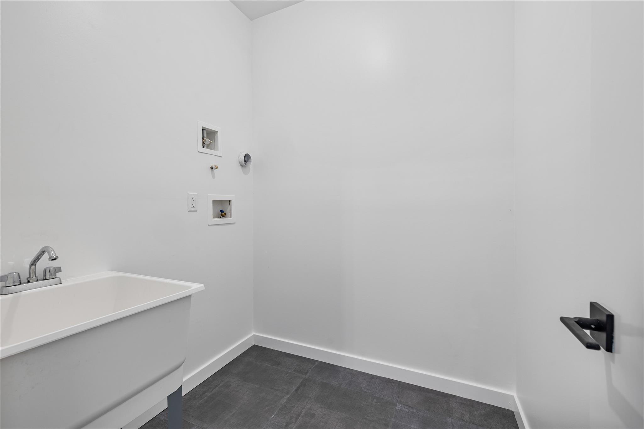 24 Suffern Place # 202, Monsey, NY 10952