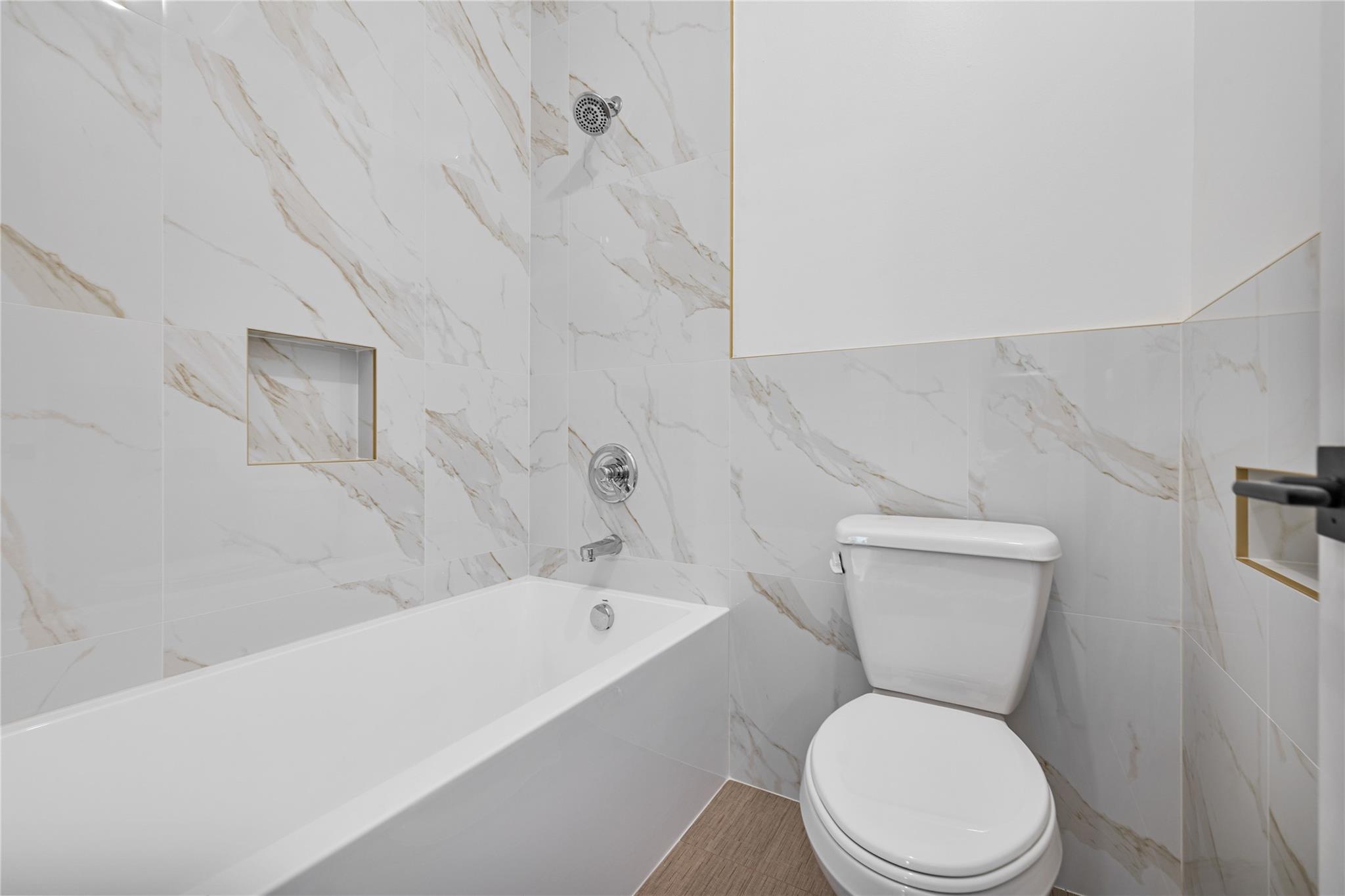 24 Suffern Place # 202, Monsey, NY 10952