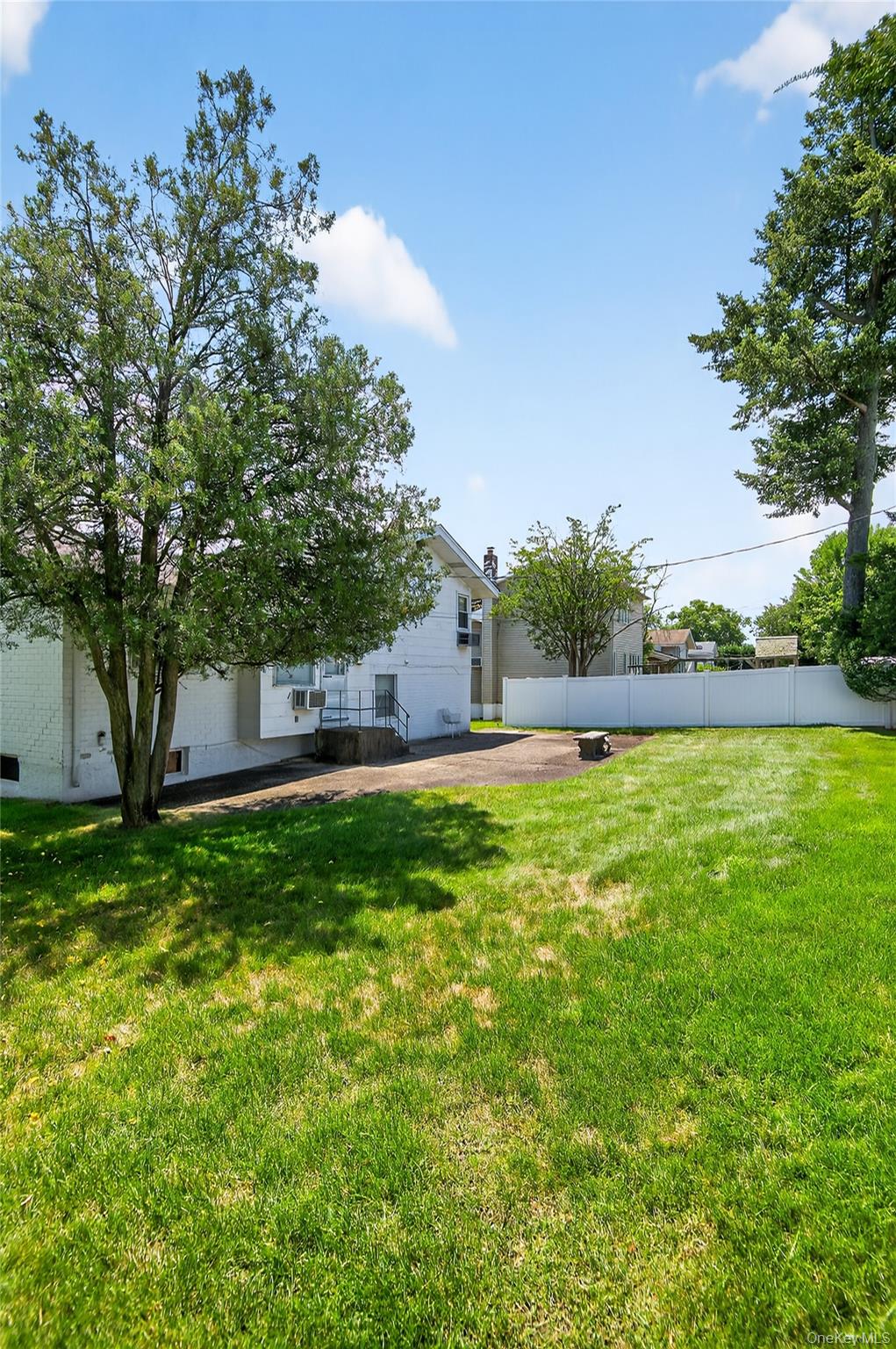 43 Friendly Lane, Jericho, NY 11753