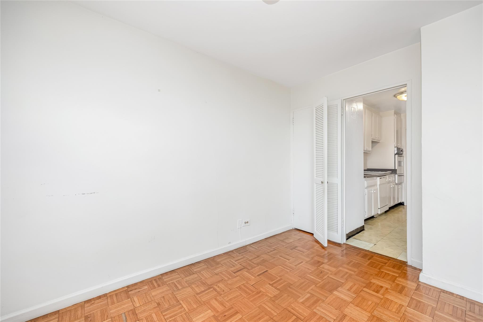 85-15 Main Street # 12I, Briarwood, NY 11435