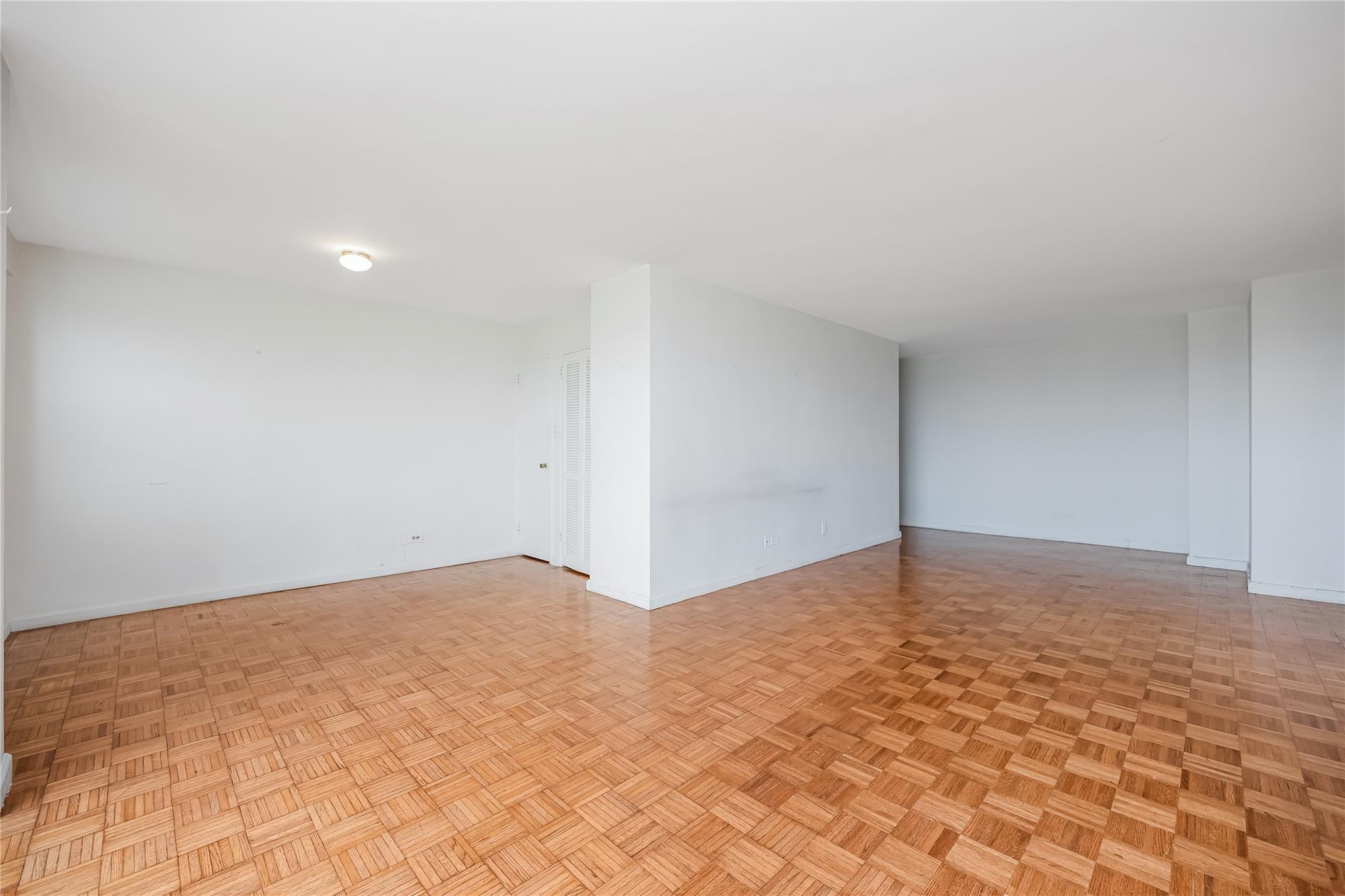 85-15 Main Street # 12I, Briarwood, NY 11435