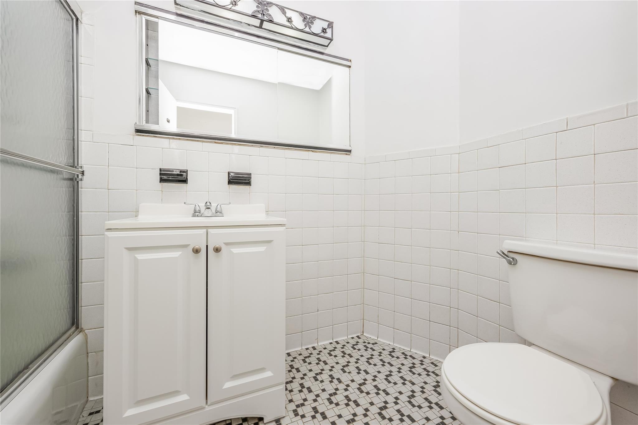 85-15 Main Street # 12I, Briarwood, NY 11435