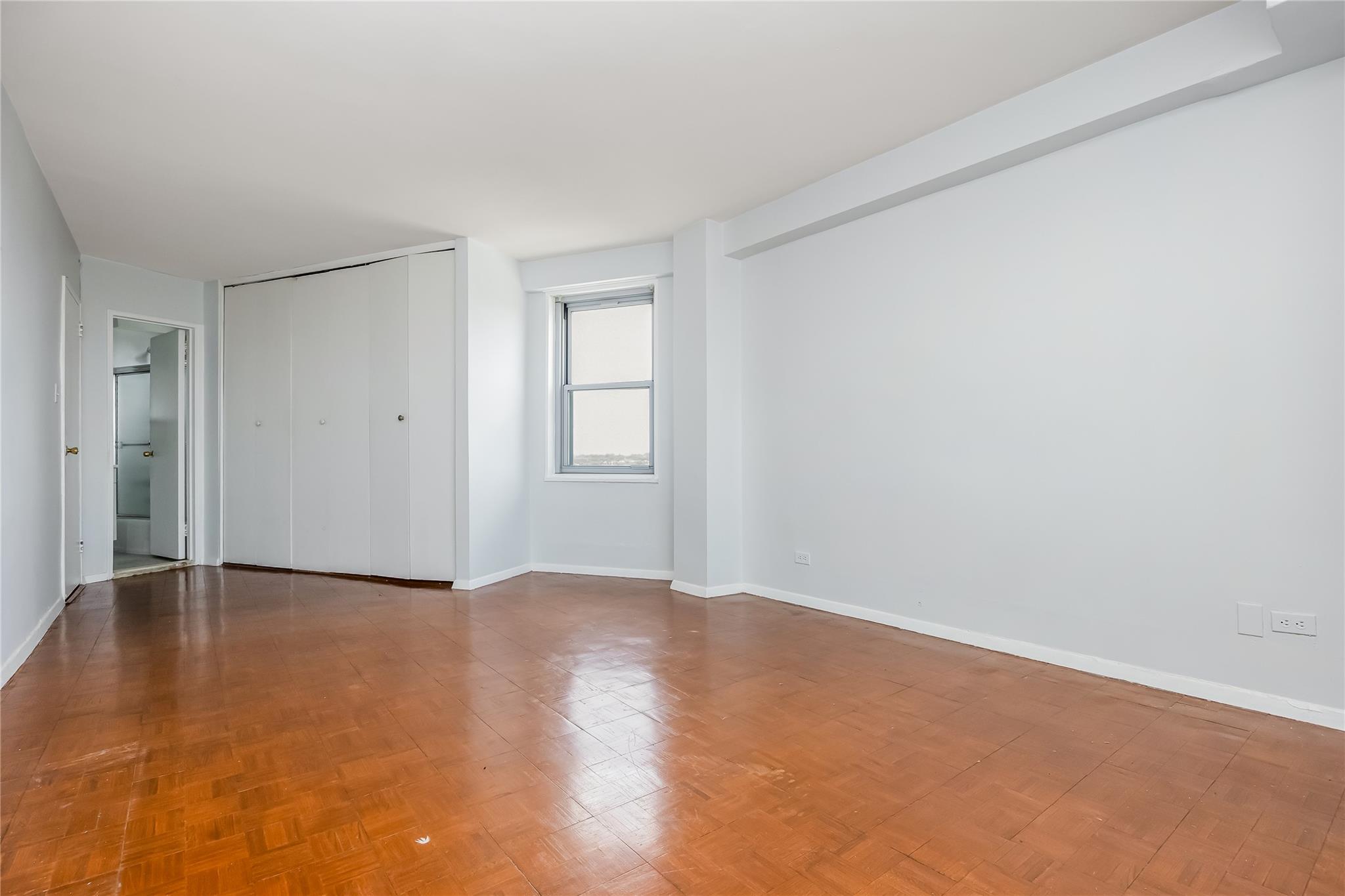 85-15 Main Street # 12I, Briarwood, NY 11435