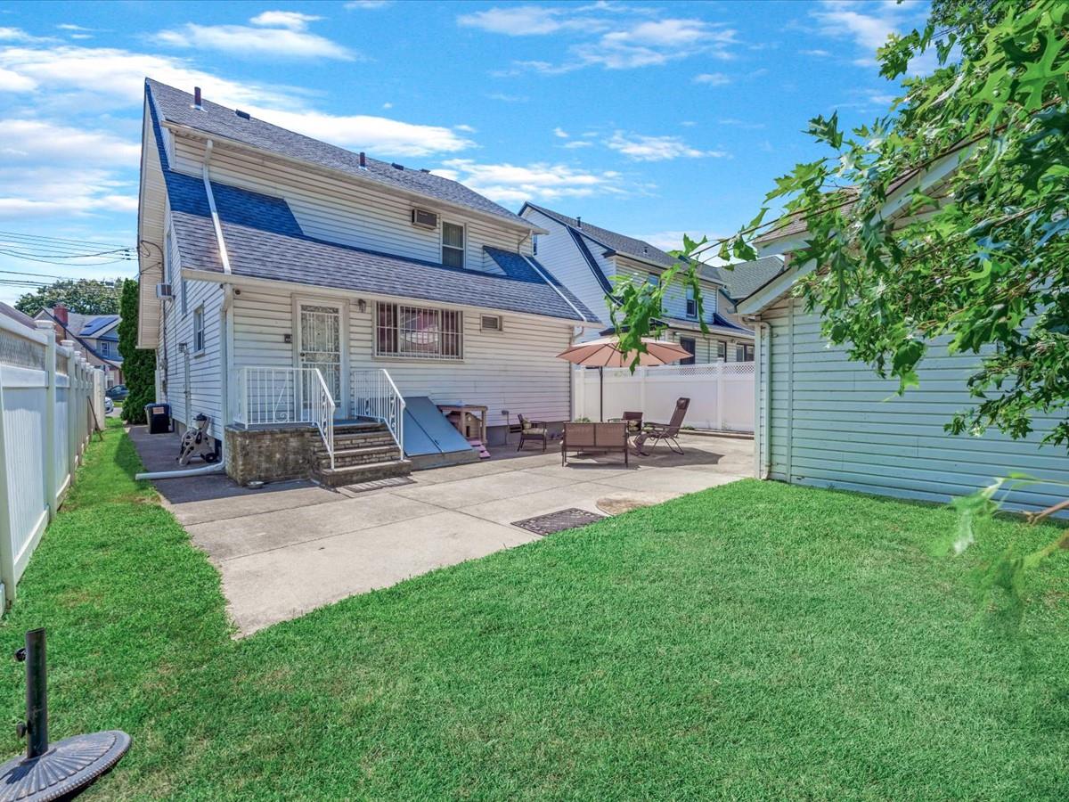 188-45 Quencer Road, Saint Albans, NY 11412