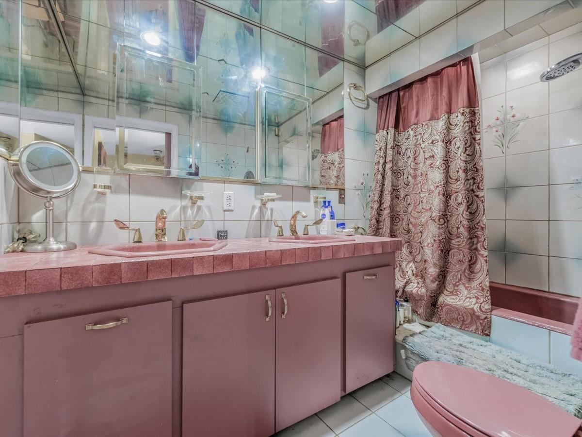 188-45 Quencer Road, Saint Albans, NY 11412