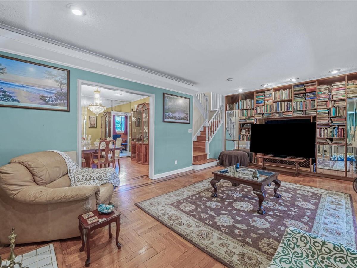 188-45 Quencer Road, Saint Albans, NY 11412