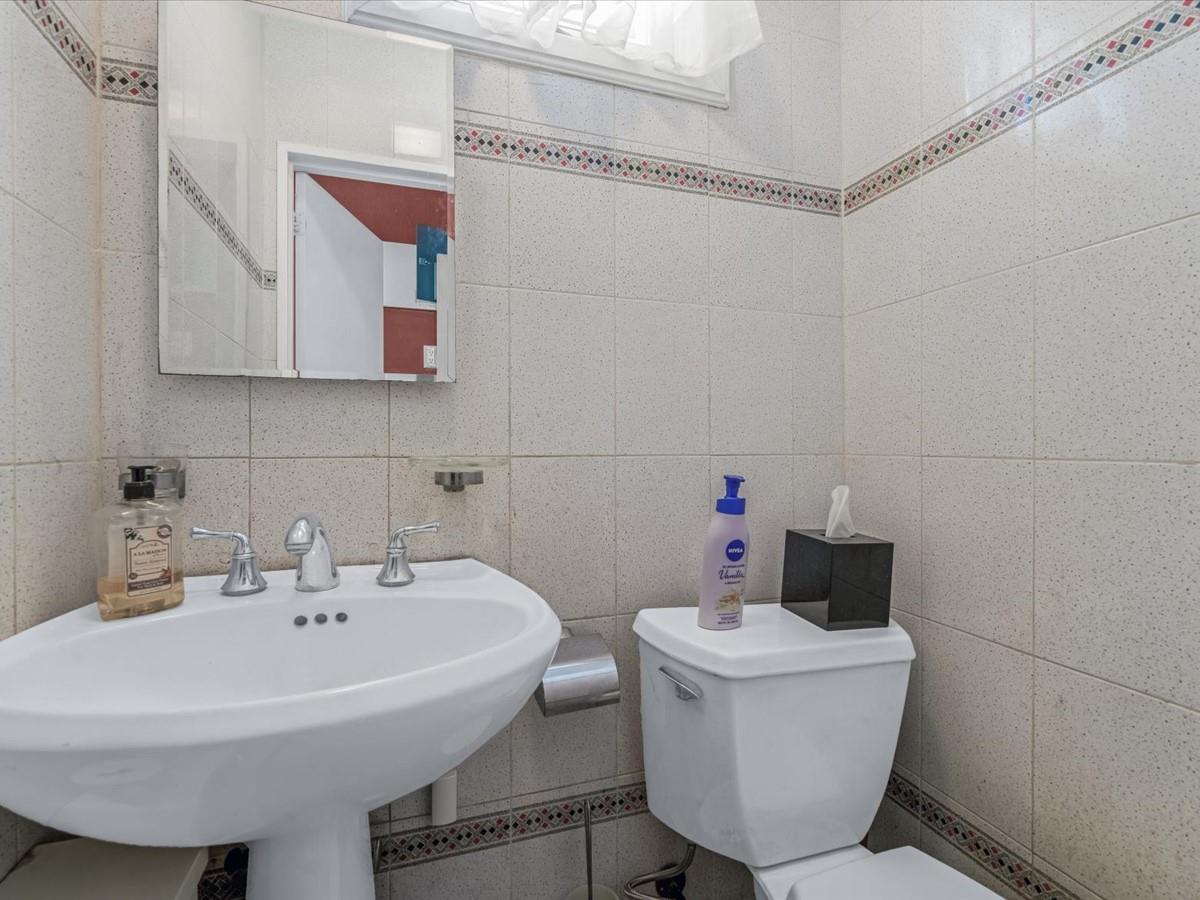 188-45 Quencer Road, Saint Albans, NY 11412