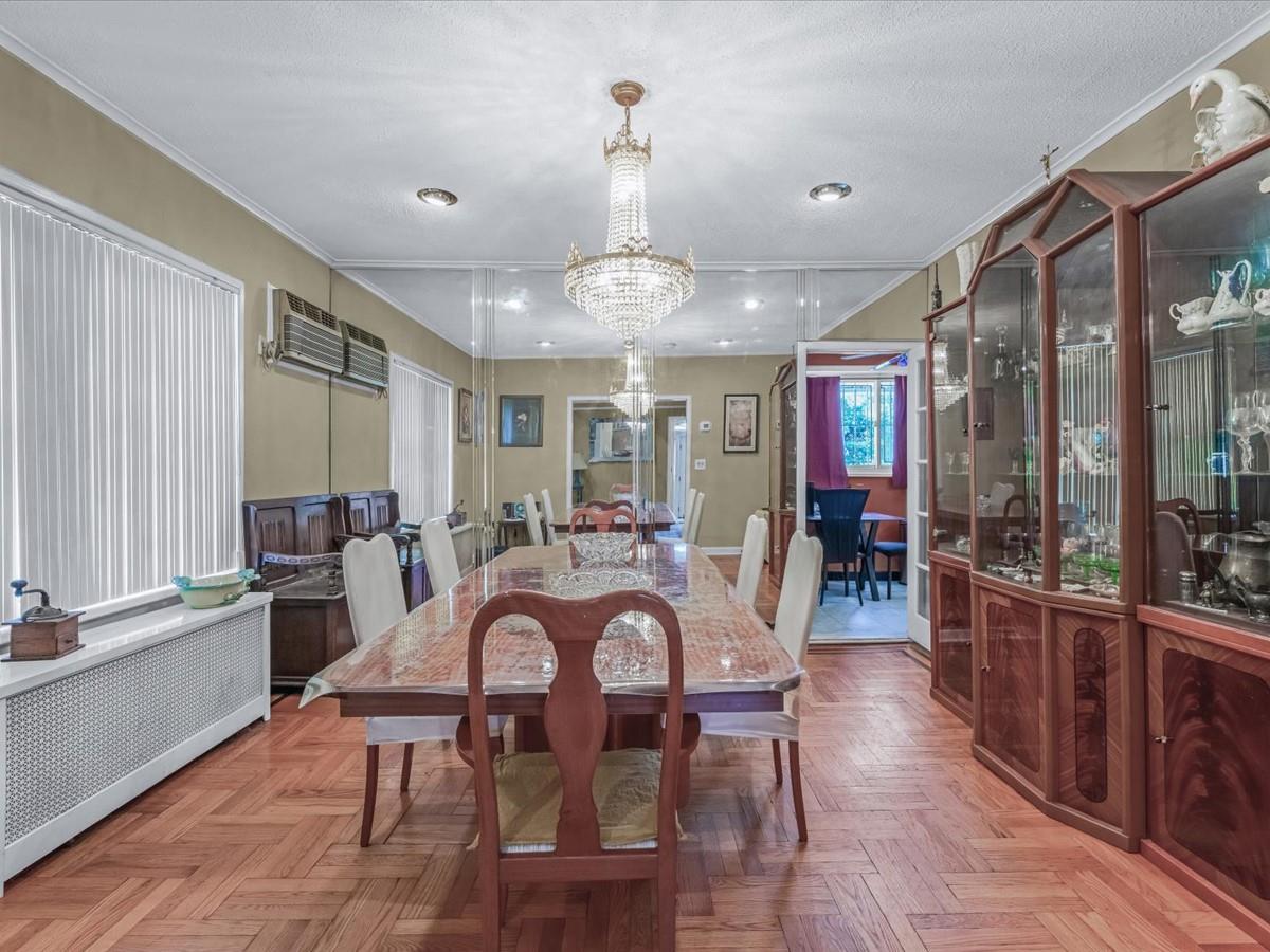 188-45 Quencer Road, Saint Albans, NY 11412