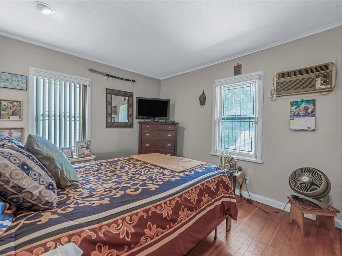 188-45 Quencer Road, Saint Albans, NY 11412