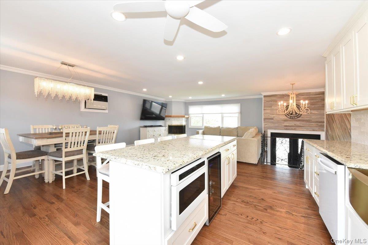 2770 Lincoln Boulevard, Merrick, NY 11566