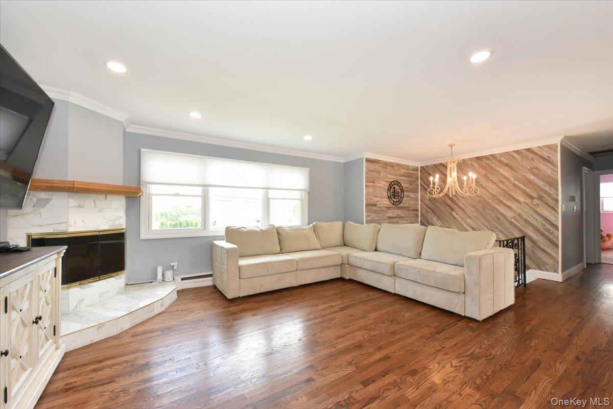 2770 Lincoln Boulevard, Merrick, NY 11566