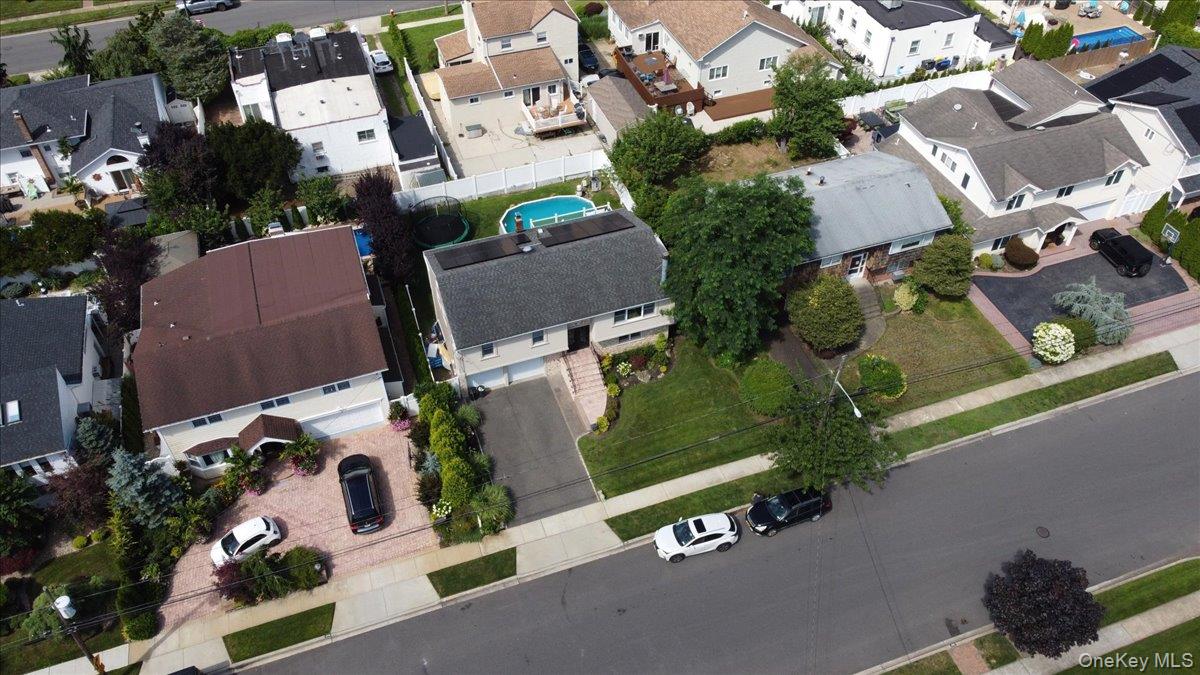 2770 Lincoln Boulevard, Merrick, NY 11566