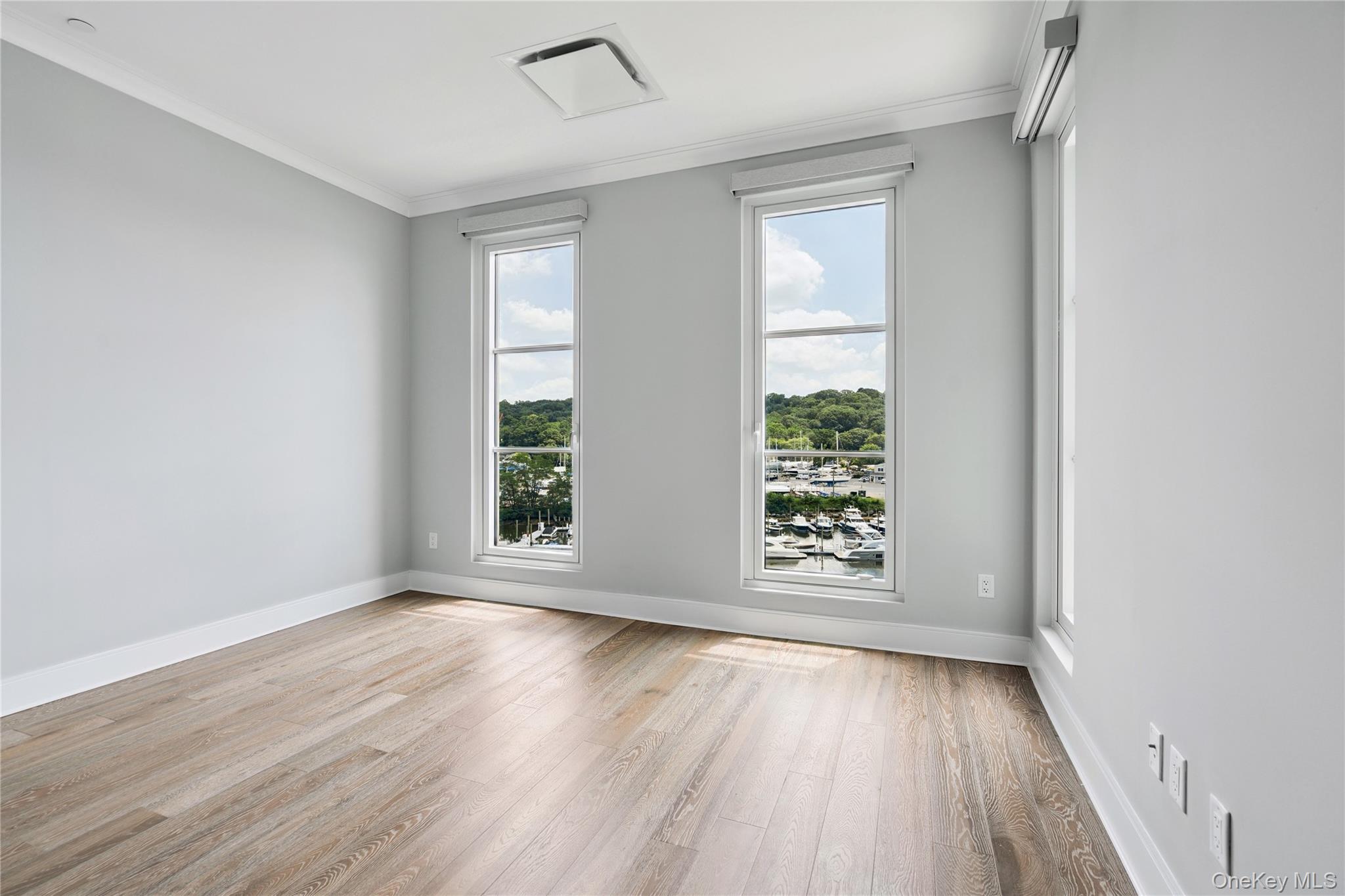 100 Garvies Point Road # 1304, Glen Cove, NY 11542