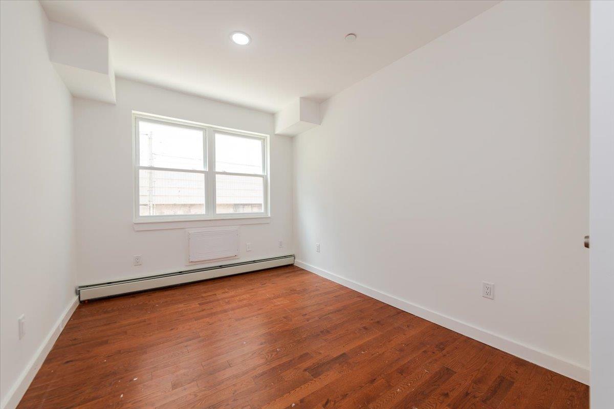 4636 Bronx Boulevard, Bronx, NY 10470