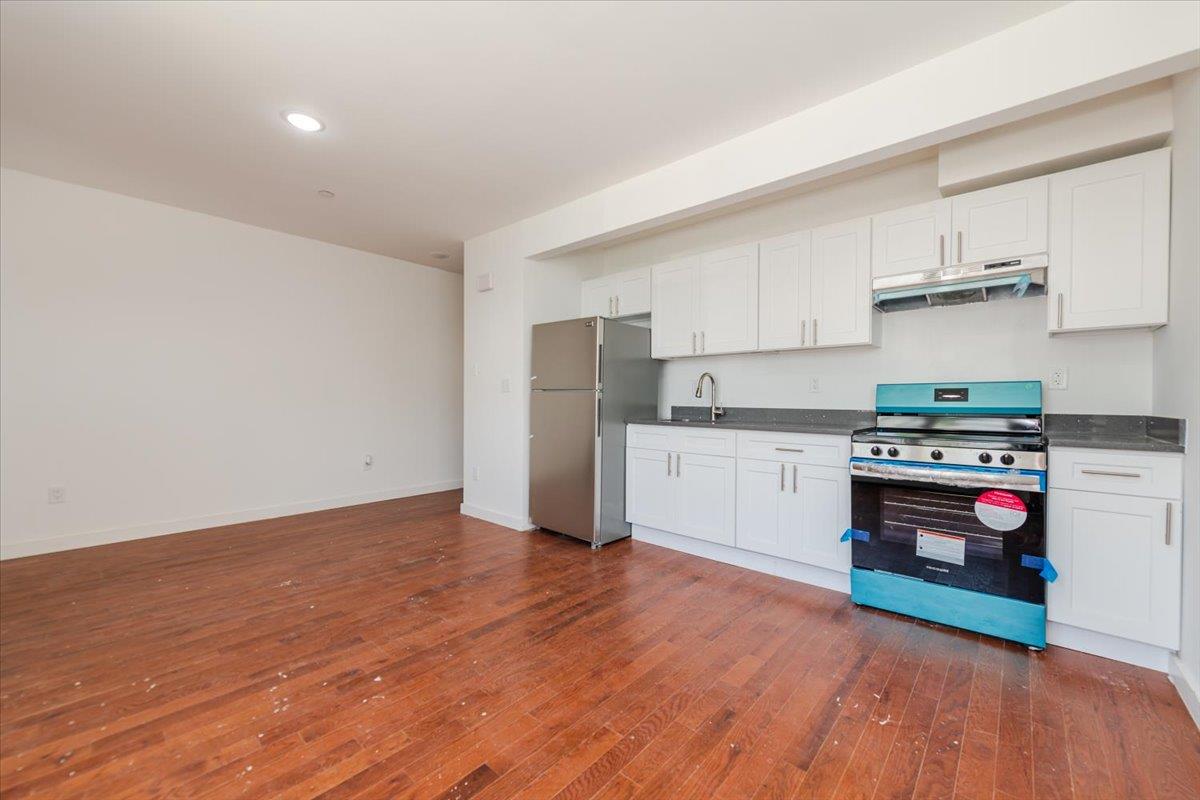 4636 Bronx Boulevard, Bronx, NY 10470