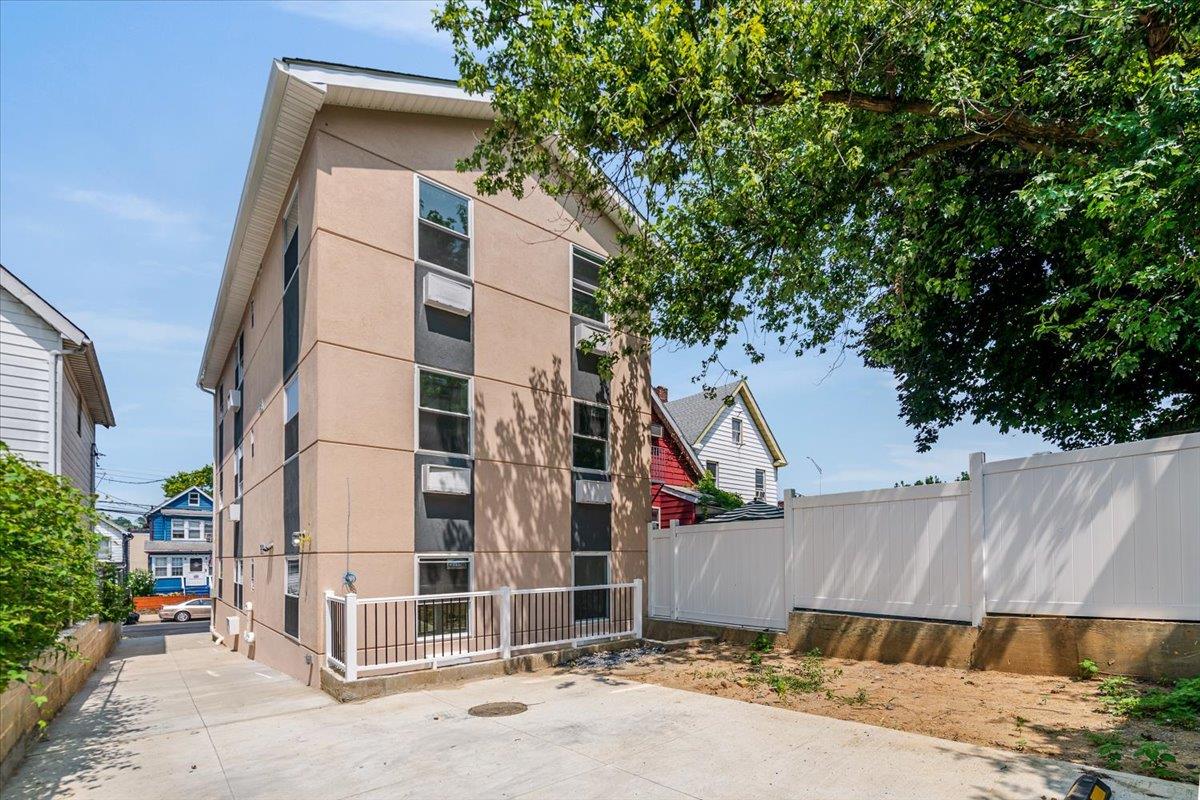 4636 Bronx Boulevard, Bronx, NY 10470