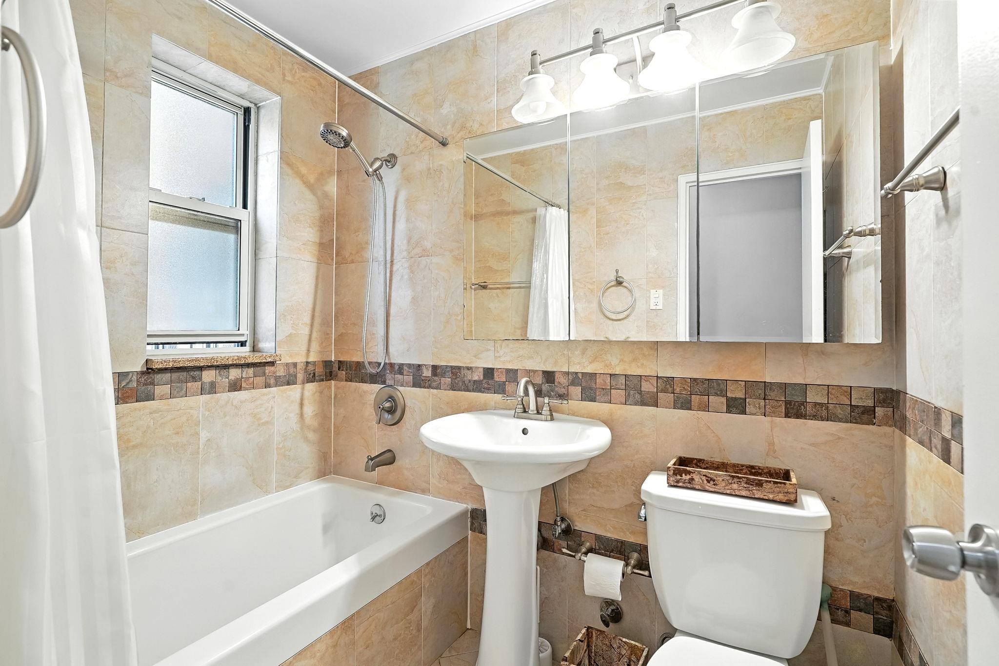 611 Palmer Road # 3S, Yonkers, NY 10701