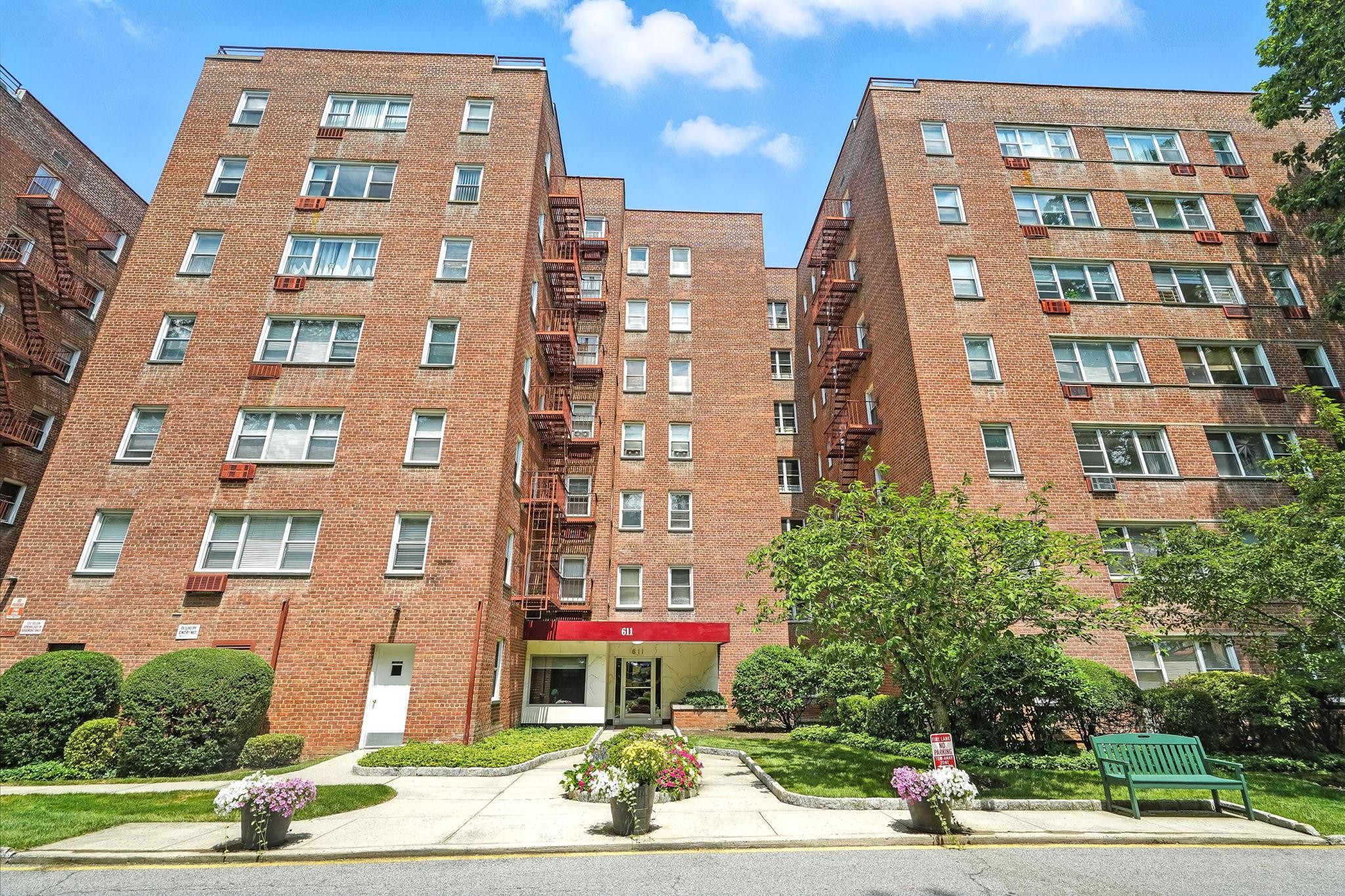 611 Palmer Road # 3S, Yonkers, NY 10701