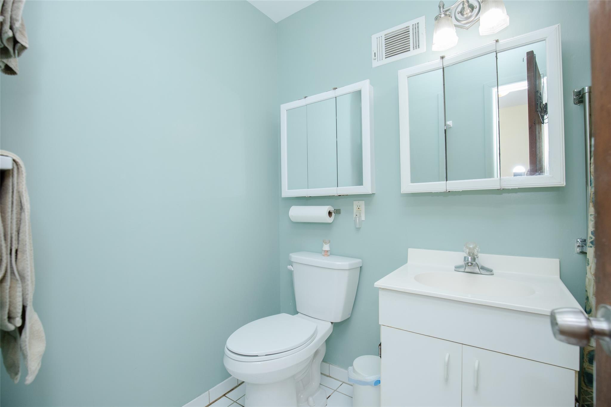 34 Roosevelt Drive, West Haverstraw, NY 10993