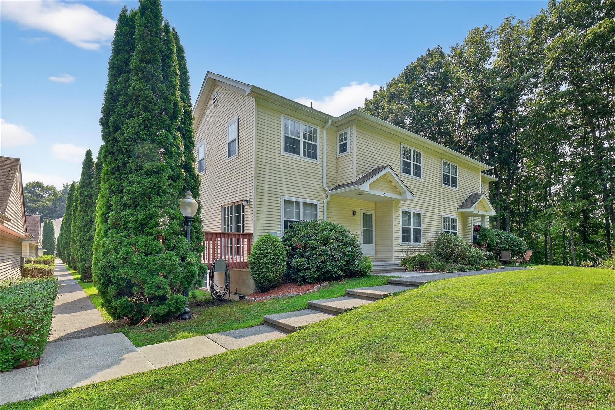 129 Stringham Road # 32, Lagrangeville, NY 12540