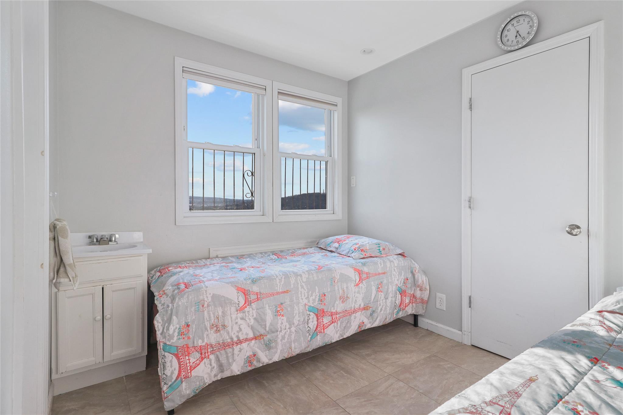 14 Hamburg Way # 303, Monroe, NY 10950