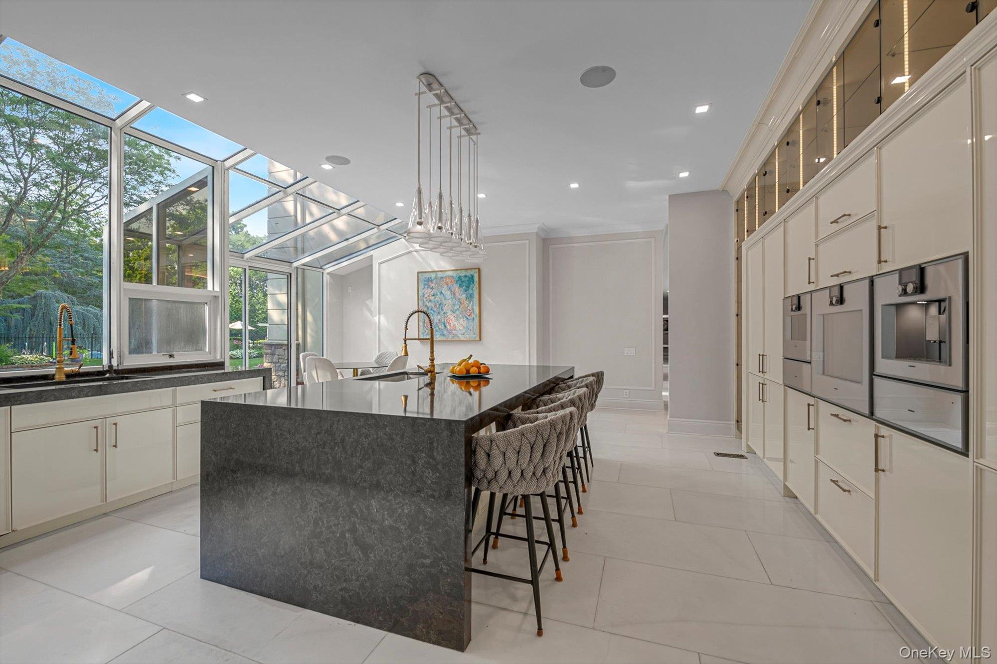 55 Coves Run, Oyster Bay Cove, NY 11791