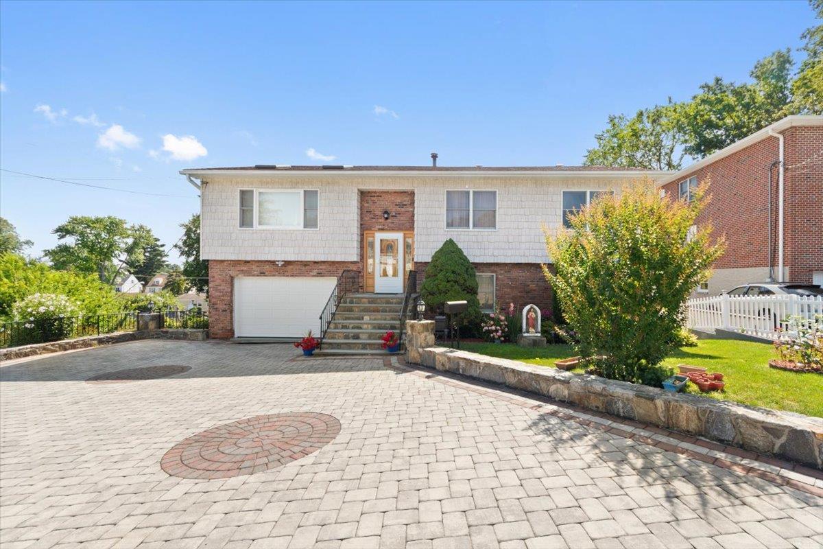 51 Westwind Road, Yonkers, NY 10710