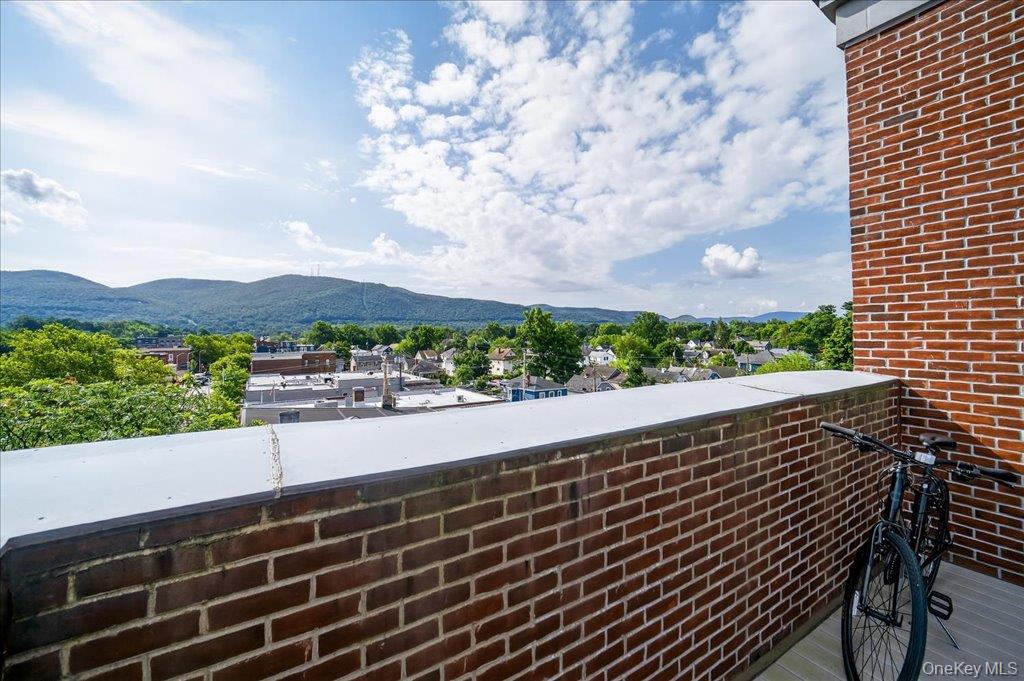 249 Main Street # 402, Beacon, NY 12508