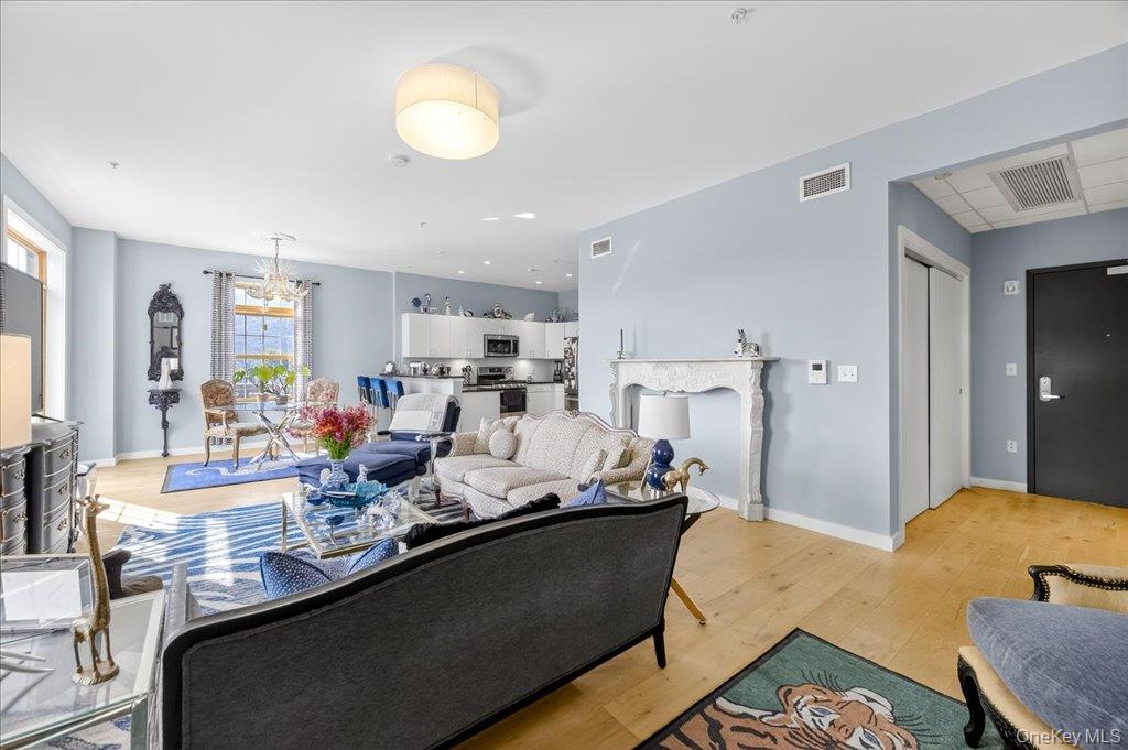 249 Main Street # 402, Beacon, NY 12508