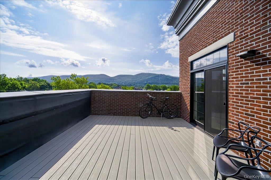 249 Main Street # 402, Beacon, NY 12508