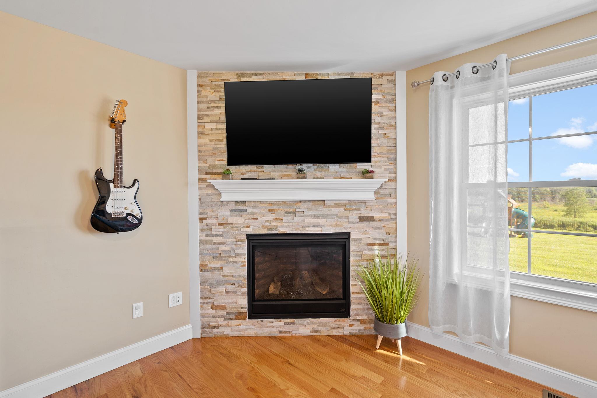 1572 State Route 52, Walden, NY 12586