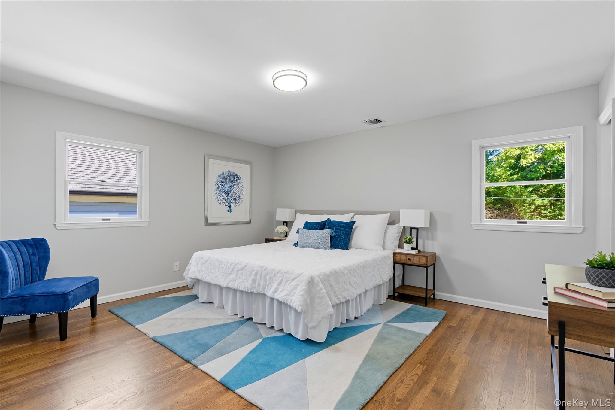 15 Byfield Place, Melville, NY 11747