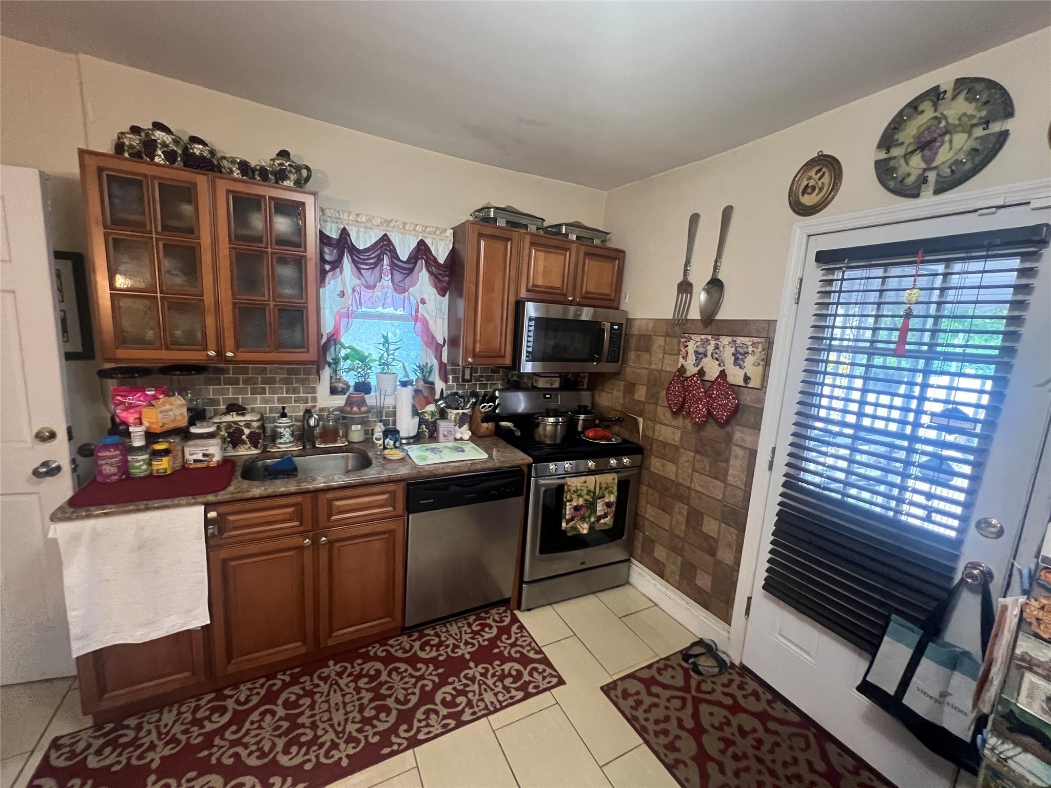 11845 218th Street, Cambria Heights, NY 11411