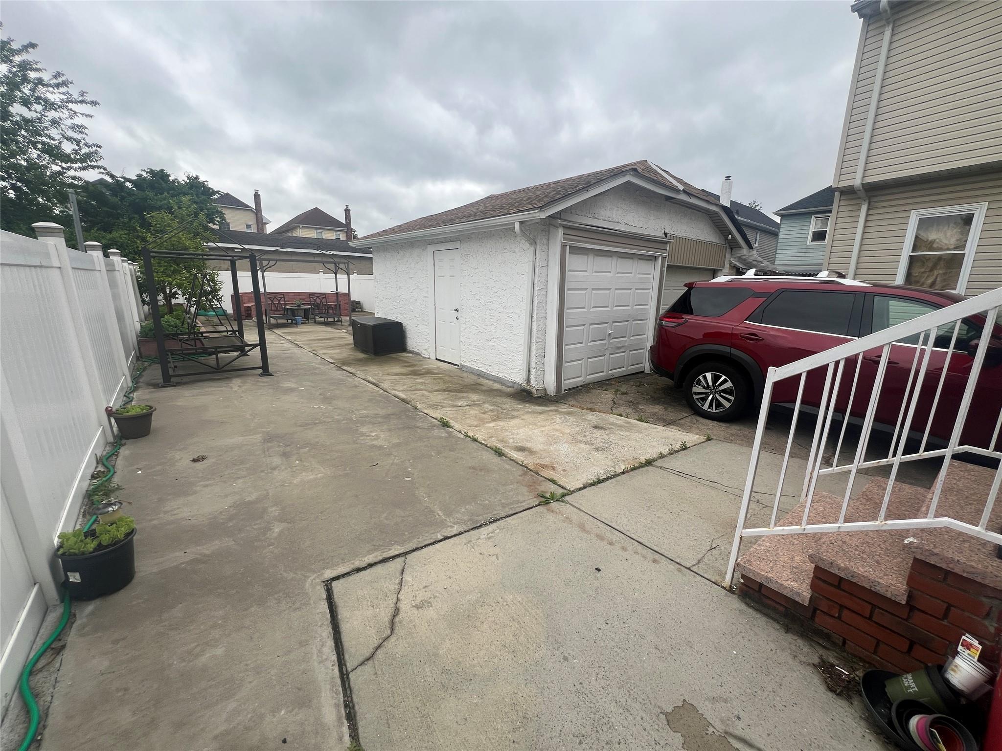 11845 218th Street, Cambria Heights, NY 11411