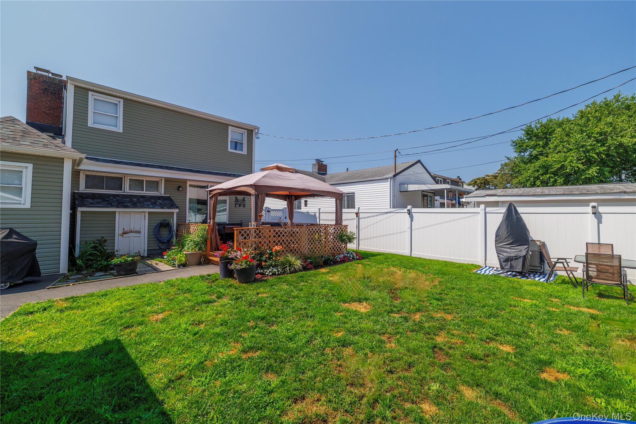 44 Tyler Street, Freeport, NY 11520