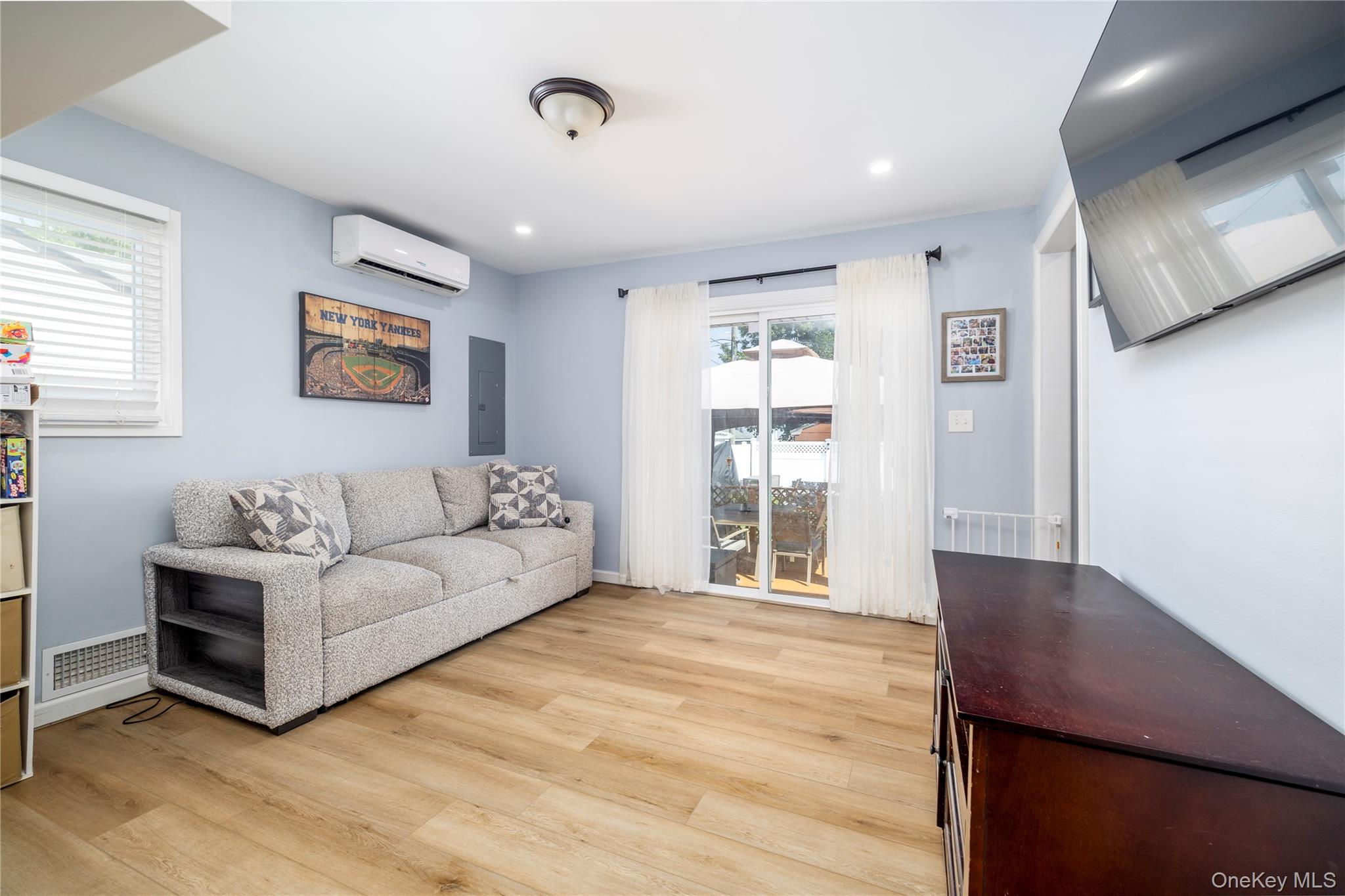 44 Tyler Street, Freeport, NY 11520