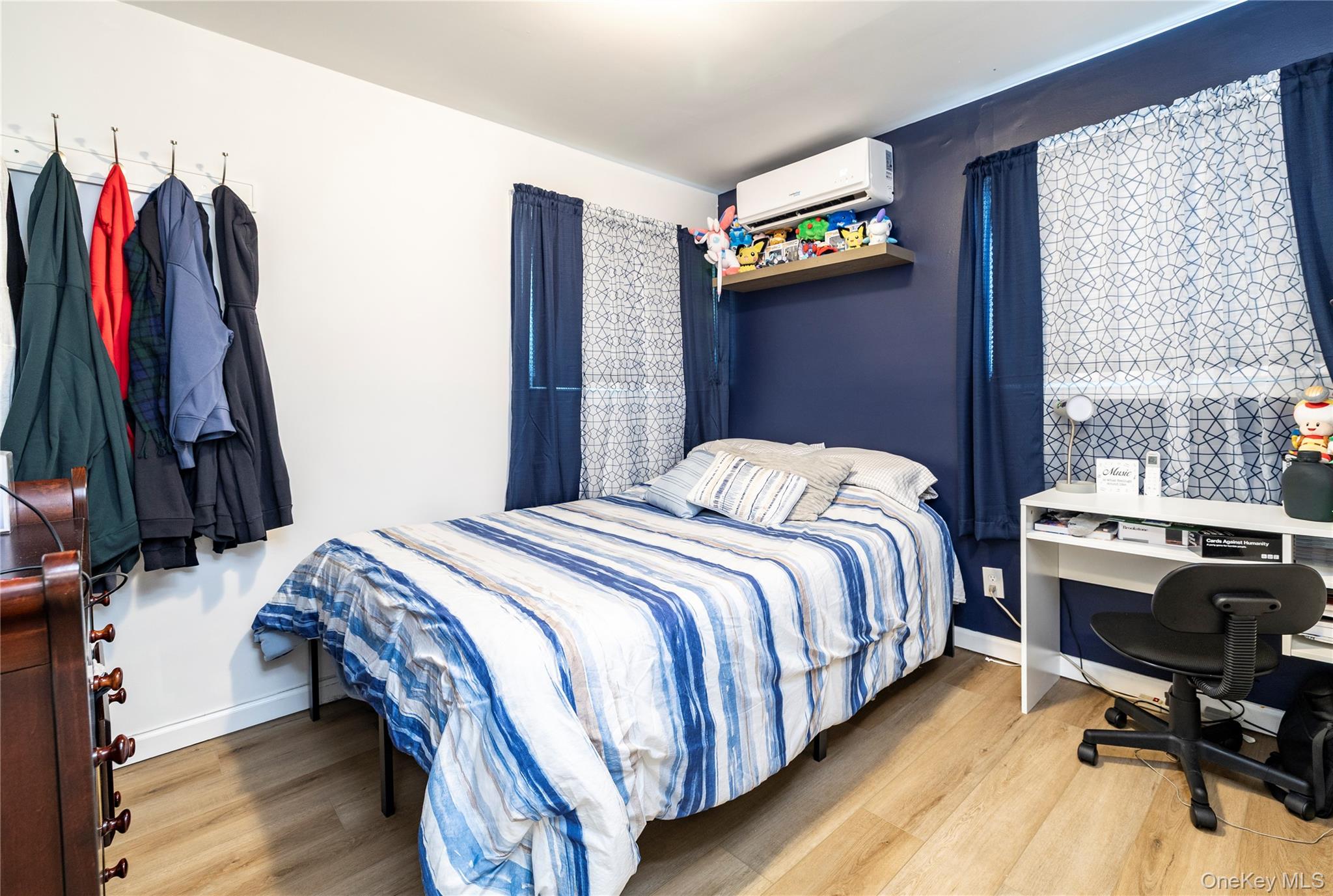 44 Tyler Street, Freeport, NY 11520