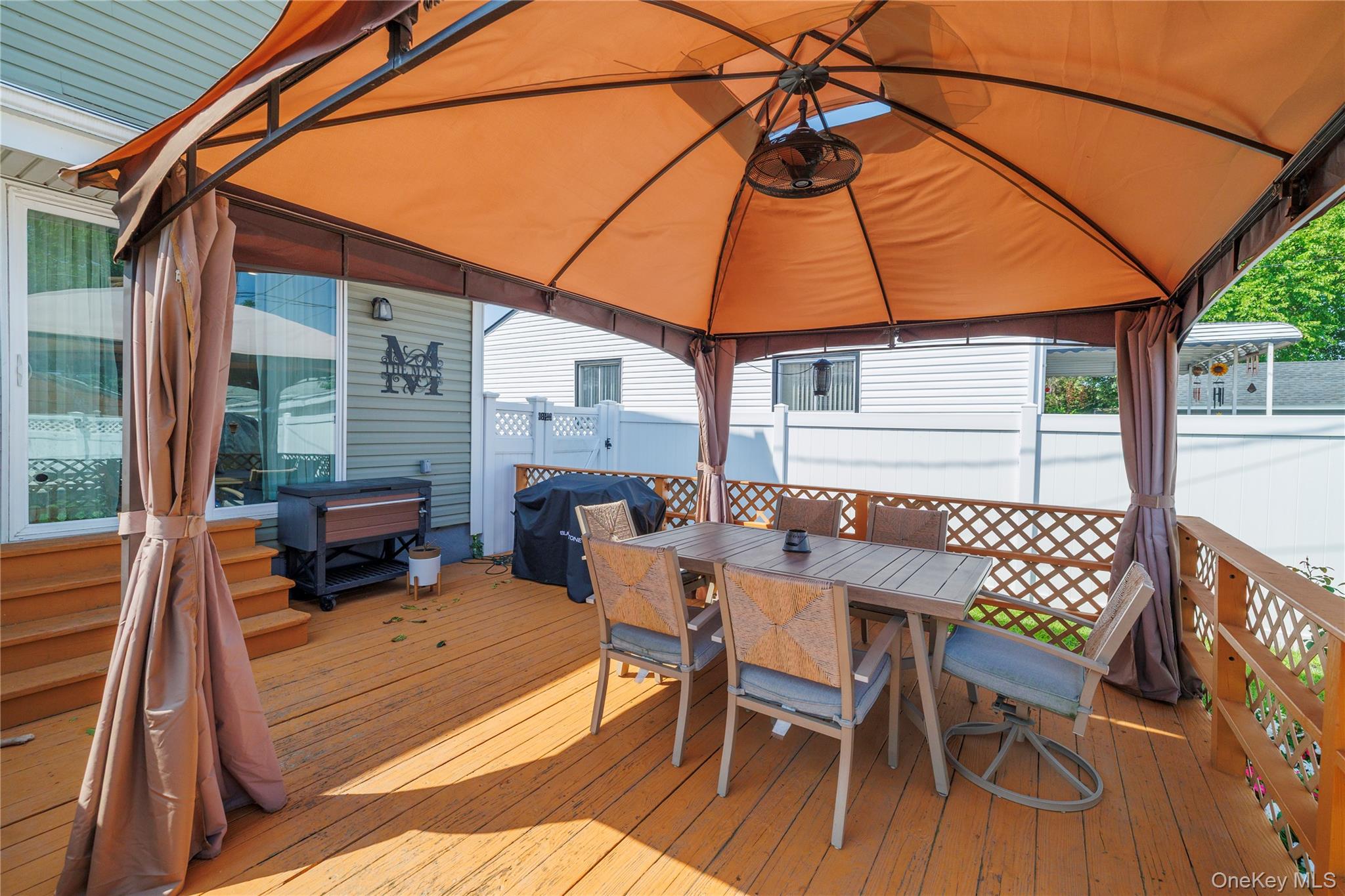 44 Tyler Street, Freeport, NY 11520